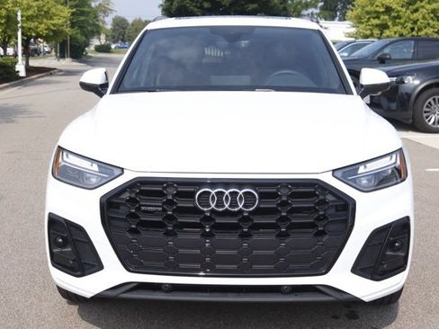 Used 2025 Audi Q5 2.0T Premium w/ Convenience Plus Package image 10