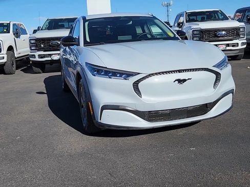 Certified 2023 Ford Mustang Mach-E Select w/ Comfort Package Lite image 5