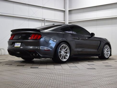 Used 2017 Ford Mustang Shelby GT350 RWD image 8