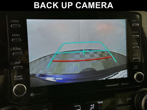 Certified 2021 Toyota Highlander LE image 6