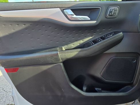 Used 2020 Ford Escape SEL AWD/4WD image 8