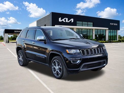 Used 2019 Jeep Grand Cherokee Limited AWD/4WD image 3