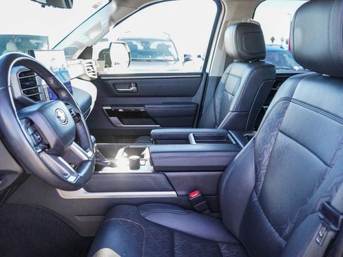 Used 2022 Toyota Tundra Limited image 18