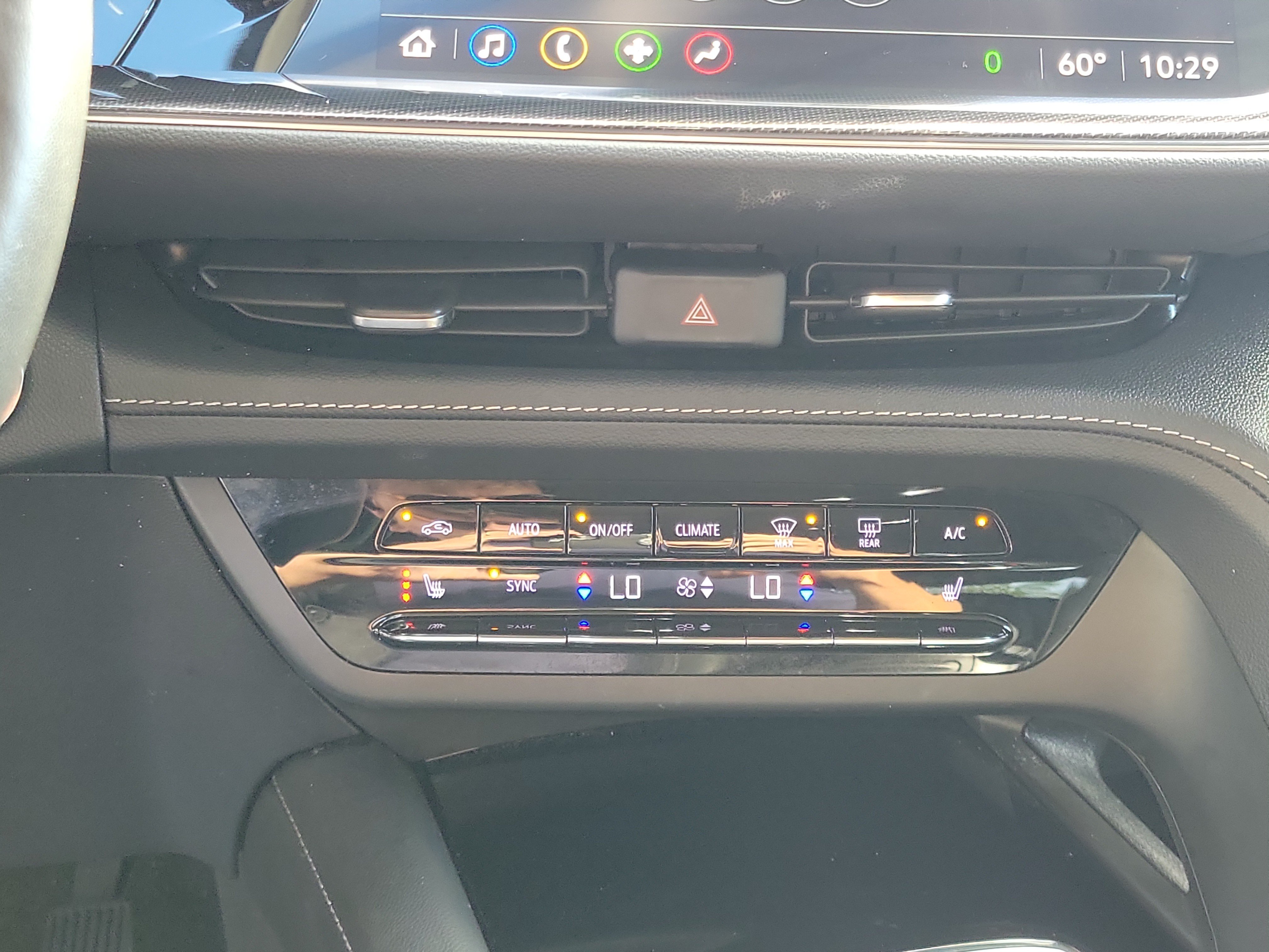 Used 2023 Buick Envision Essence FWD image 27