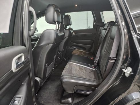 Used 2021 Jeep Grand Cherokee Laredo X AWD/4WD image 26