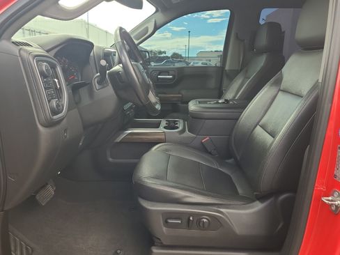 Used 2019 Chevrolet Silverado 1500 LT Trail Boss AWD/4WD image 12