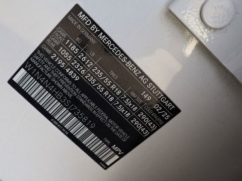 Used 2025 Mercedes-Benz GLA 250 4MATIC image 40