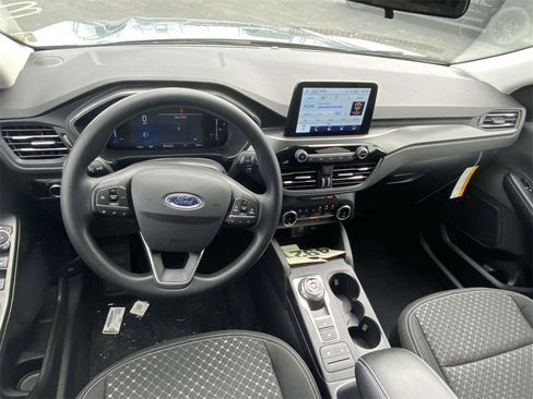 New 2026 Ford Escape Active image 12