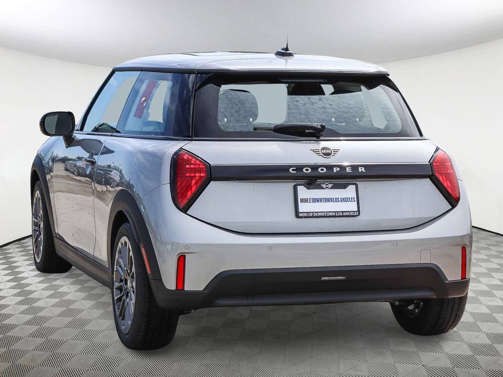 New 2027 MINI Cooper 2-Door Hardtop FWD image 8