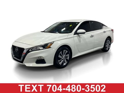 Used 2020 Nissan Altima 2.5 S FWD image 1