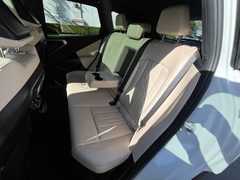 Used 2025 BMW X3 xDrive30i AWD/4WD image 36