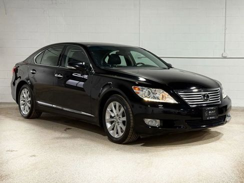 Used 2011 Lexus LS 460 AWD w/ Luxury Value Edition image 4