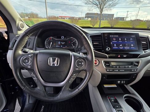 Used 2023 Honda Ridgeline RTL-E image 16