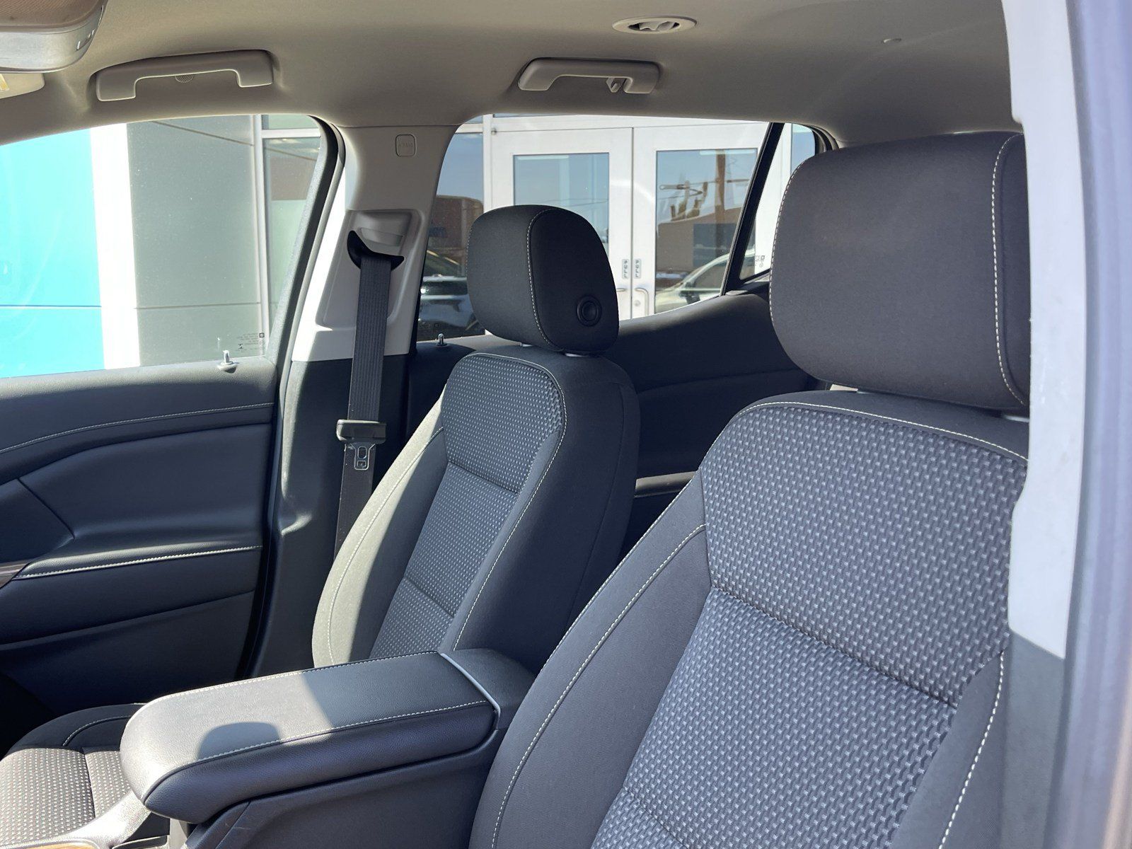 Used 2023 GMC Acadia SLE w/ Driver Convenience Package AWD/4WD image 19