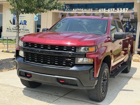 Used 2020 Chevrolet Silverado 1500 Custom Trail Boss w/ Custom Convenience Package AWD/4WD image 1