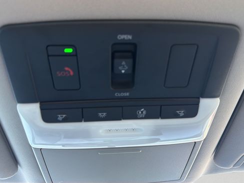 Used 2023 Nissan Altima 2.5 SL AWD/4WD image 20