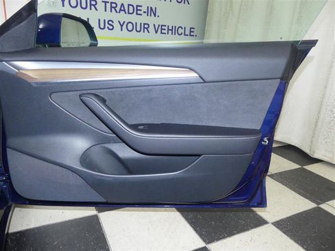 Used 2022 Tesla Model 3 Long Range image 24