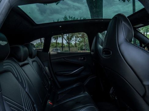 Used 2021 Aston Martin DBX AWD/4WD image 23