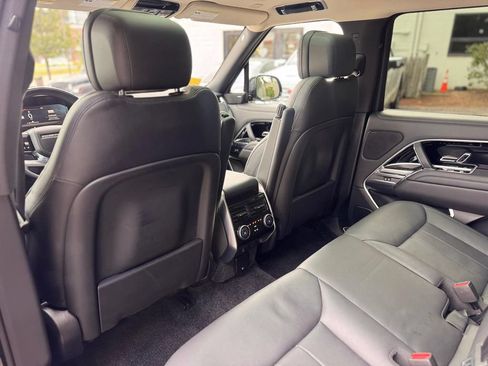 Used 2023 Land Rover Range Rover SE AWD/4WD image 23