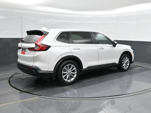 Used 2024 Honda CR-V EX image 3