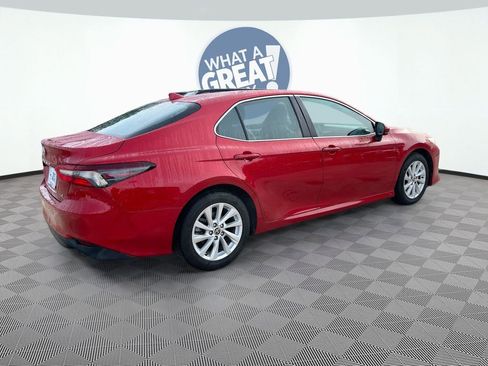 Used 2024 Toyota Camry LE image 6