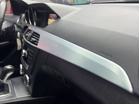Used 2015 Mercedes-Benz C 250 Coupe image 26
