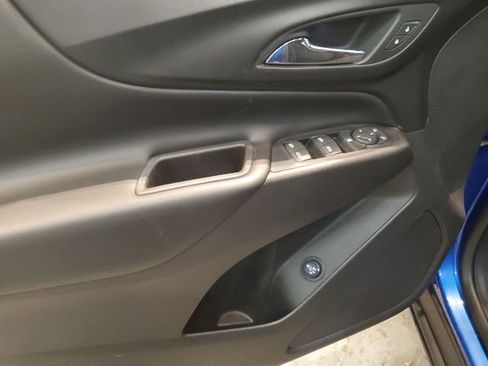 Used 2019 Chevrolet Equinox LT image 11