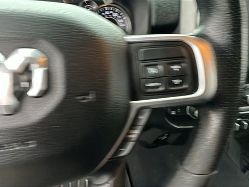 Used 2019 RAM 2500 Big Horn image 25