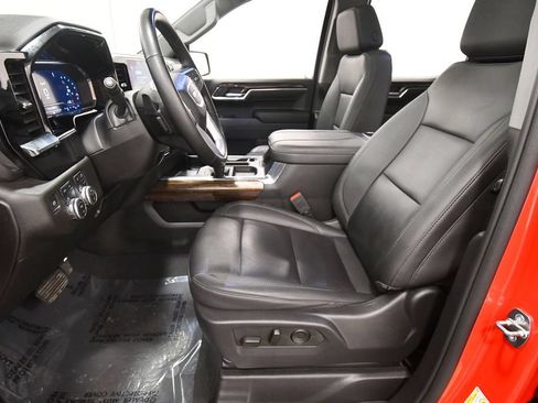 Used 2024 GMC Sierra 1500 Elevation w/ Elevation Premium Package AWD/4WD image 14