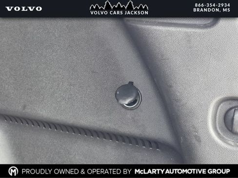 Used 2022 Chevrolet Equinox LS w/ LPO, Floor Liner Package FWD image 30