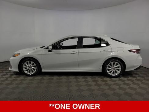 Used 2024 Toyota Camry LE w/ Convenience Package FWD image 5