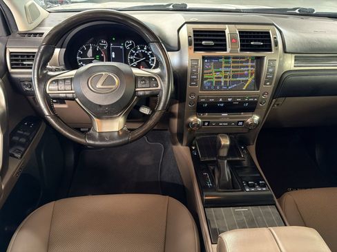 Used 2020 Lexus GX 460 Premium w/ Premium Package AWD/4WD image 29