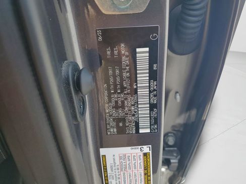 Certified 2023 Toyota 4Runner SR5 Premium w/ Moonroof Package AWD/4WD image 29
