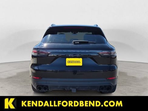 Used 2023 Porsche Cayenne Platinum Edition AWD/4WD image 6