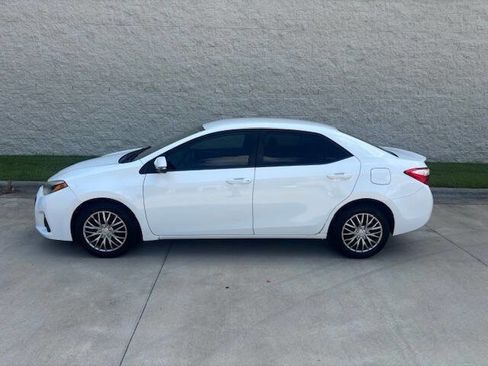 Used 2014 Toyota Corolla S image 19