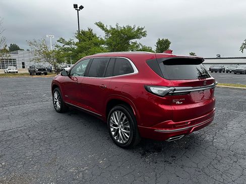 Used 2025 Buick Enclave Avenir w/ Super Cruise Package AWD/4WD image 5