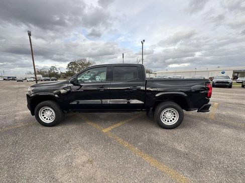 New 2026 Chevrolet Colorado W/T w/ WT Convenience Package II RWD image 19
