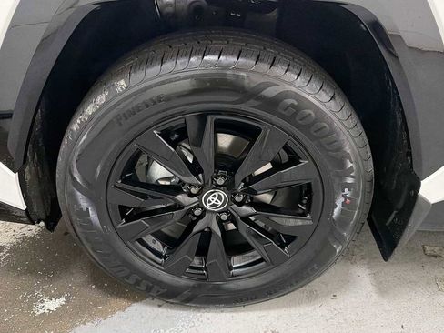 New 2026 Toyota RAV4 SE image 10