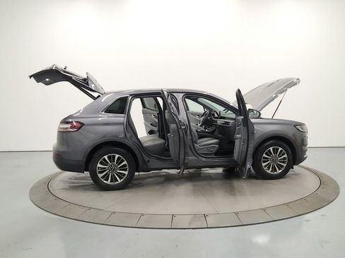 Used 2021 Lincoln Nautilus Reserve image 15