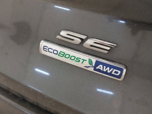 Used 2019 Ford Fusion SE image 33