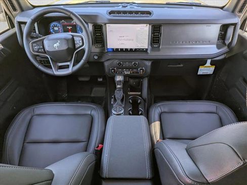 New 2025 Ford Bronco Badlands image 15