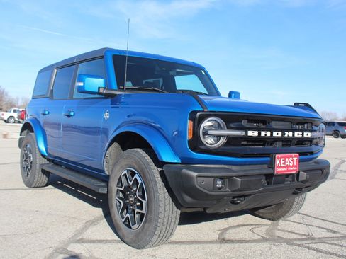 Used 2024 Ford Bronco Outer Banks image 5