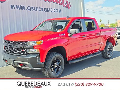 Used 2021 Chevrolet Silverado 1500 Custom Trail Boss w/ LPO, Dark Essentials Package AWD/4WD image 3