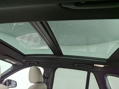 Used 2017 BMW X1 xDrive28i image 14