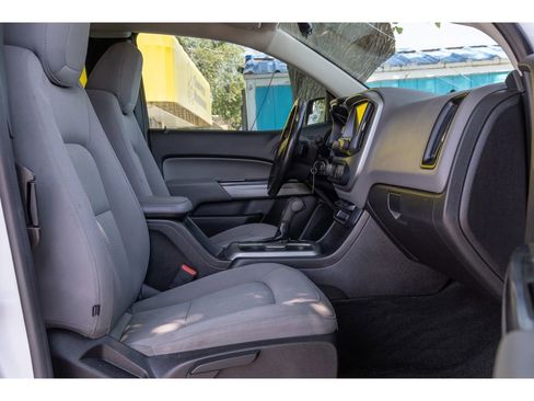 Used 2017 Chevrolet Colorado LT image 11