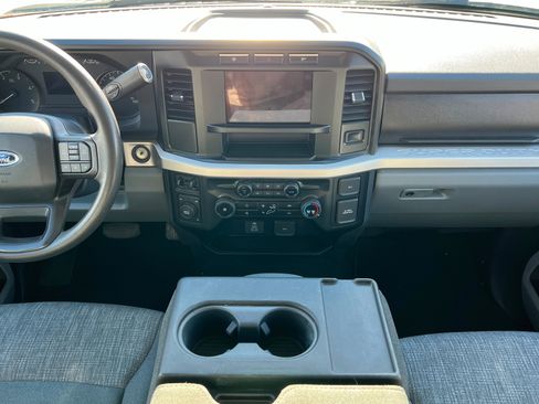 Used 2024 Ford F350 XLT image 13