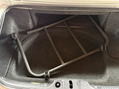 Used 2005 Ford Thunderbird RWD image 12