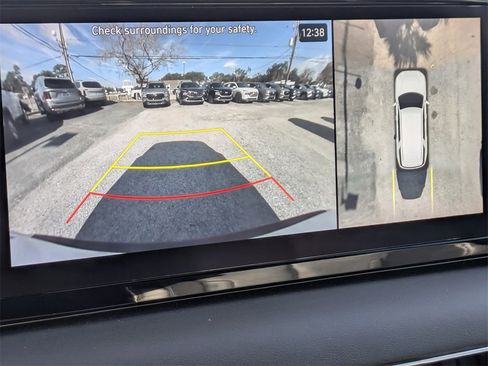 Used 2024 Hyundai Palisade Calligraphy image 24