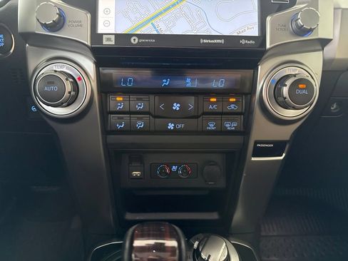 Used 2023 Toyota 4Runner Limited AWD/4WD image 20