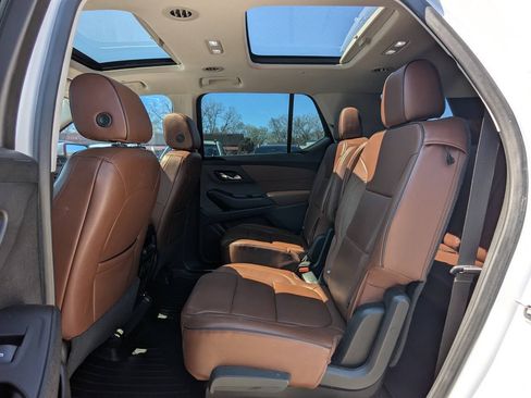 Used 2019 Chevrolet Traverse High Country AWD/4WD image 12